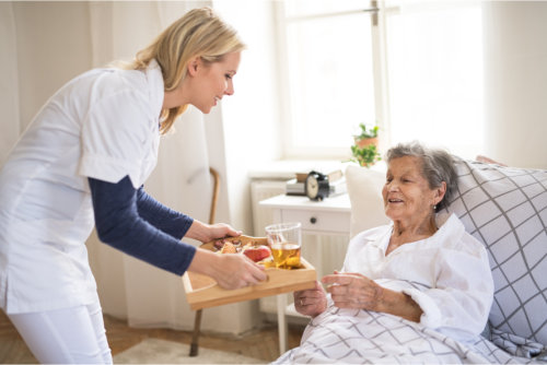 simple-ways-to-make-sure-seniors-are-eating-nutritious-food